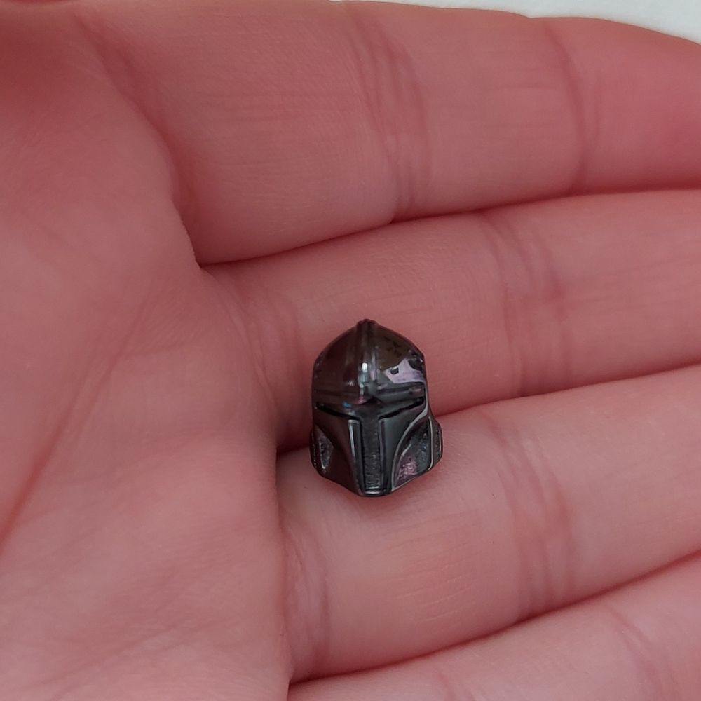 925 Sterling Silver Mandalorian Helmet Star Wars Charm - Picture 4 of 7